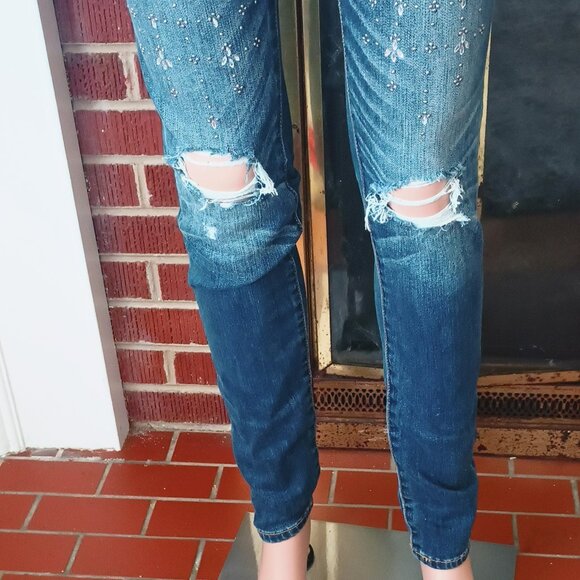Abercrombie & Fitch Distressed Skinny Jeans 2 Embellished Mid Rise Pants - Picture 4 of 13